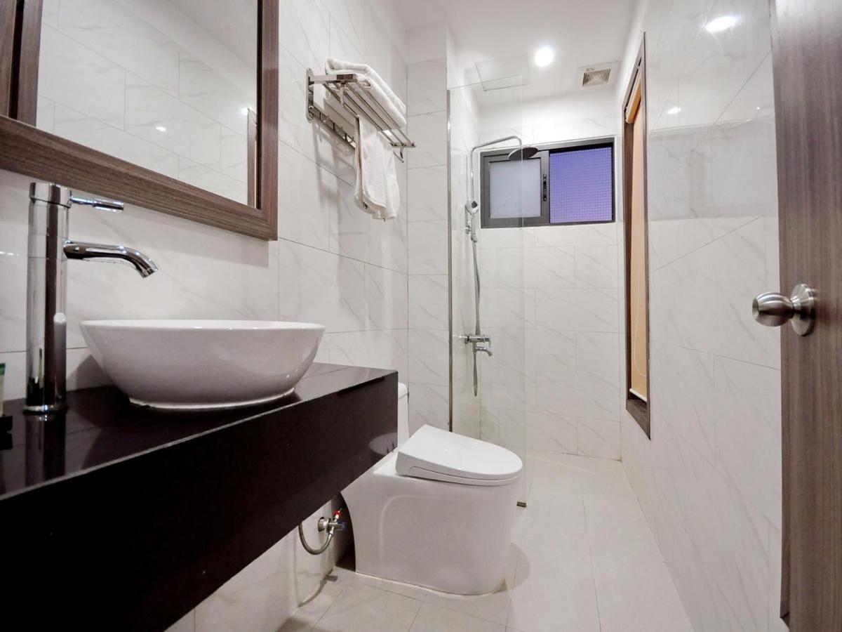 Mega Light Hotel Nha Trang Bagian luar foto